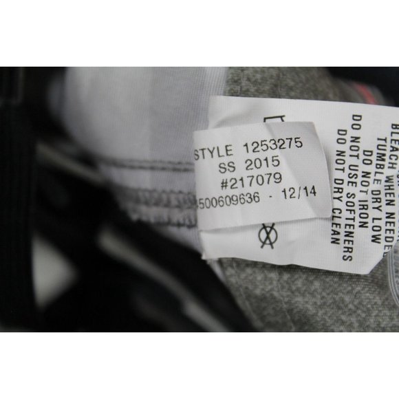 NEW Under Armour Bergwind Camo Boardshorts MENS 32 - Picture 5 of 7